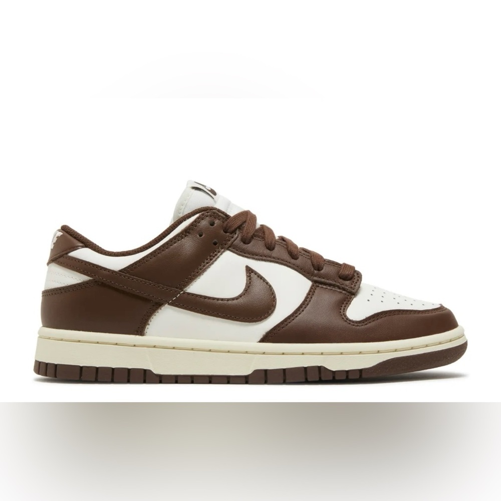 WMNS Nike low Dunk Brown and White Sneakers